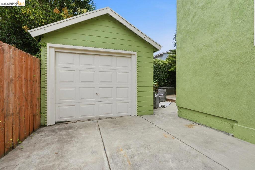 2840 Stanton St Property Photo 47