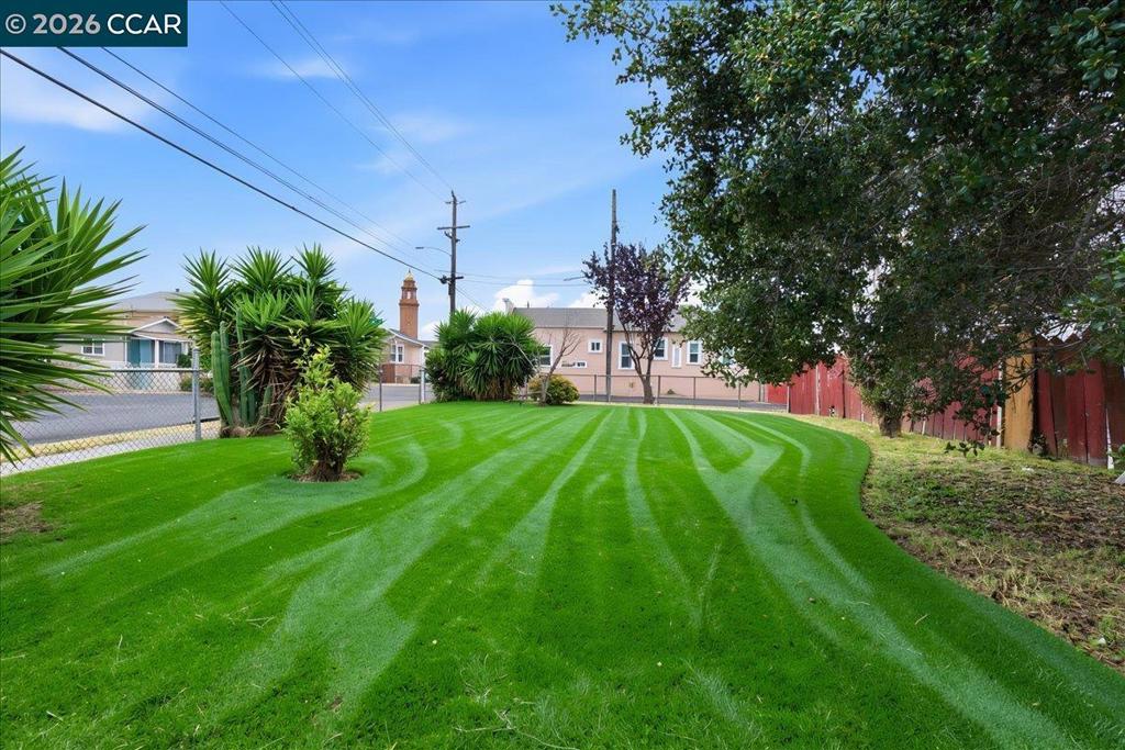 1605 57th Ave Property Photo 19