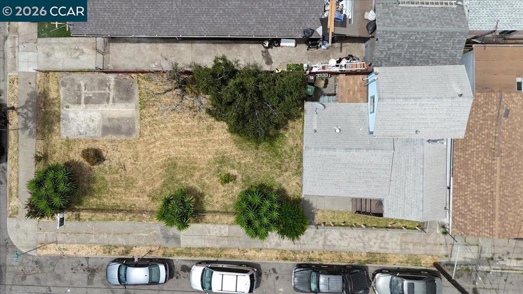 1605 57th Ave Property Photo 23