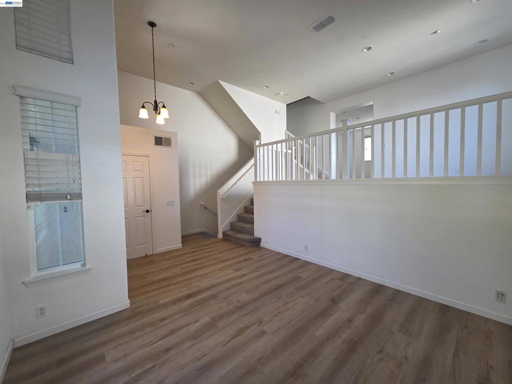 2985 First Street Property Photo 5