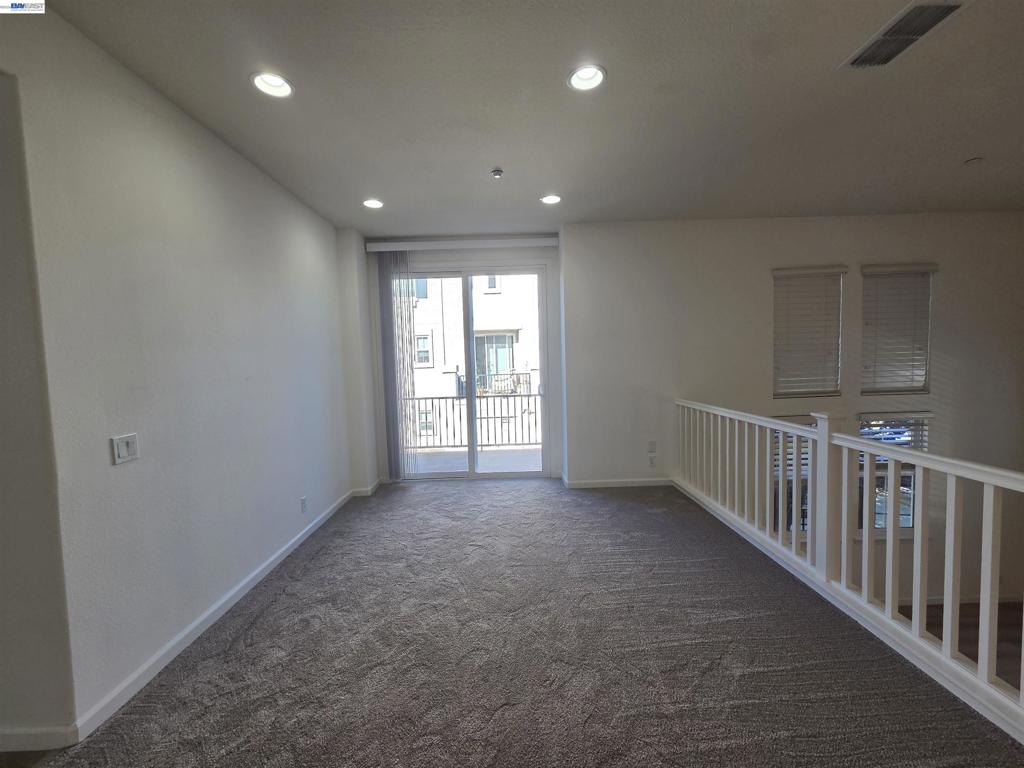2985 First Street Property Photo 6