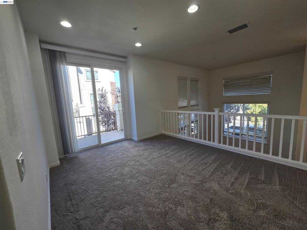 2985 First Street Property Photo 7