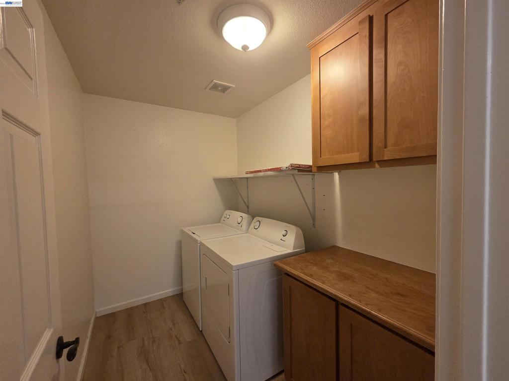 2985 First Street Property Photo 39