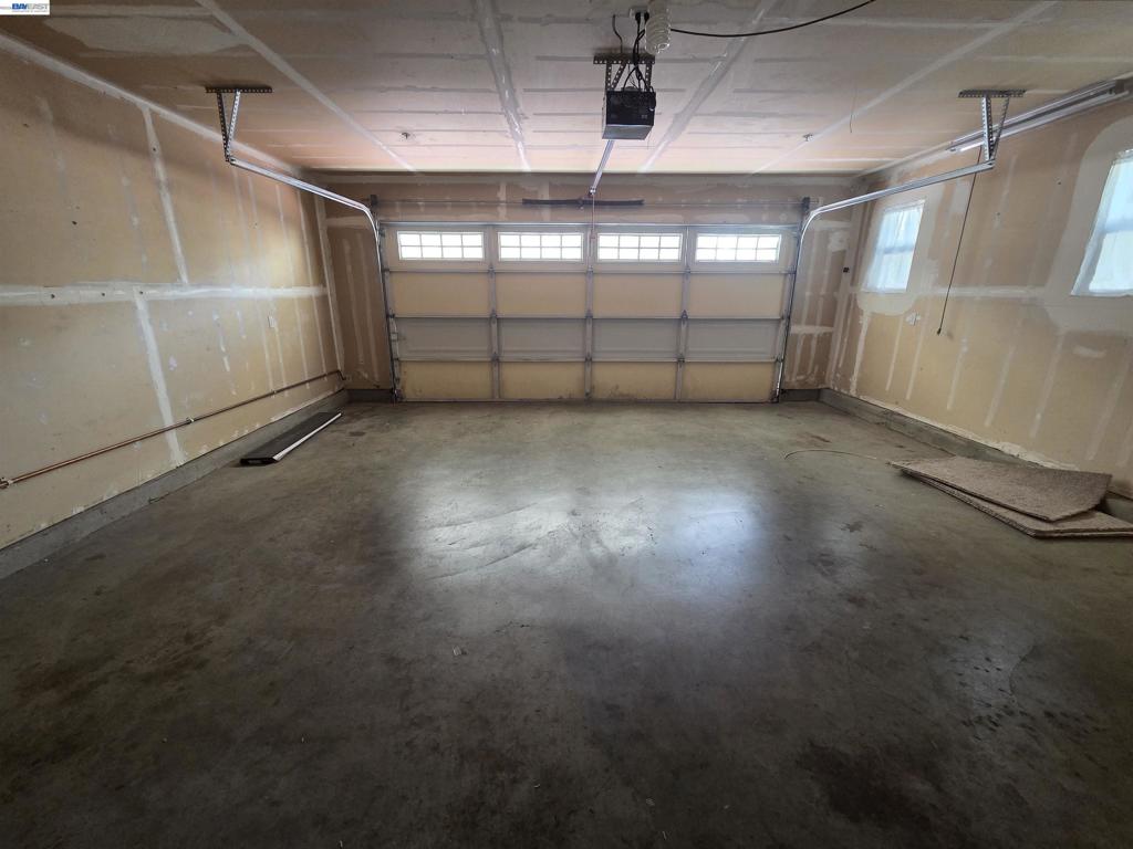 2985 First Street Property Photo 41