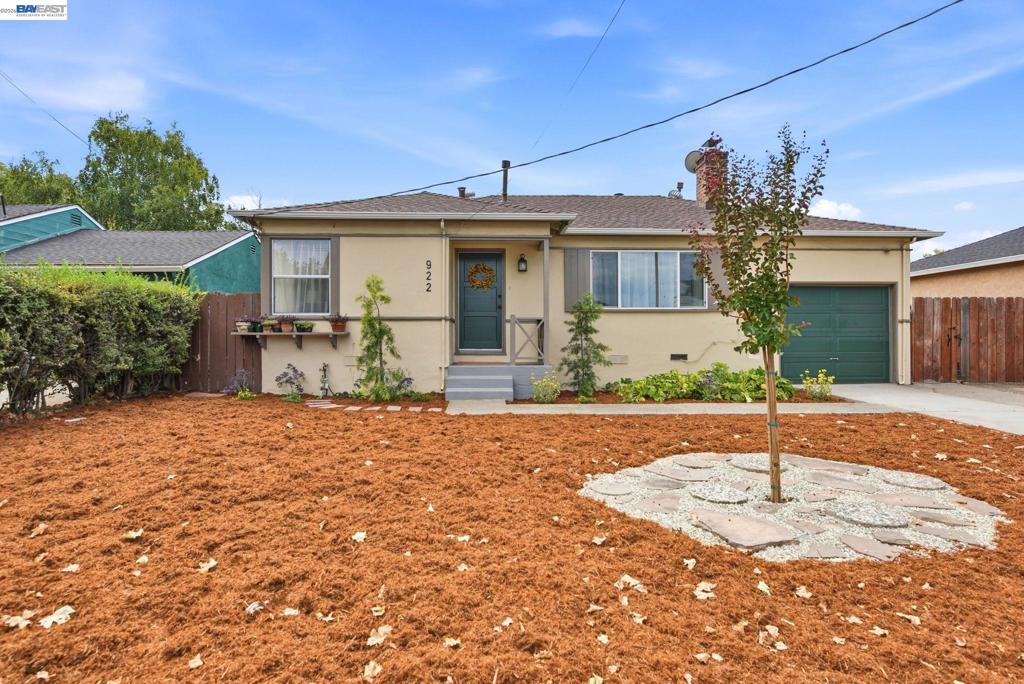 922 Paseo Grande Property Photo 1