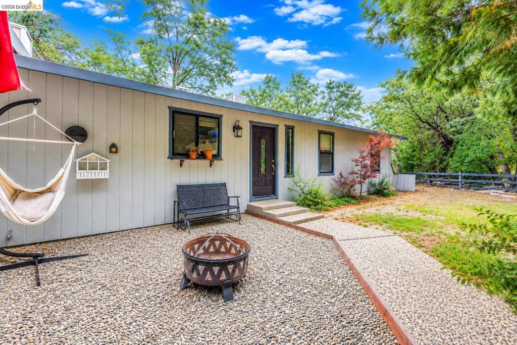 22100 Thunderbolt Dr. Property Photo 5
