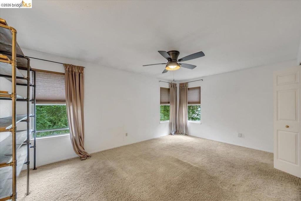 22100 Thunderbolt Dr. Property Photo 27