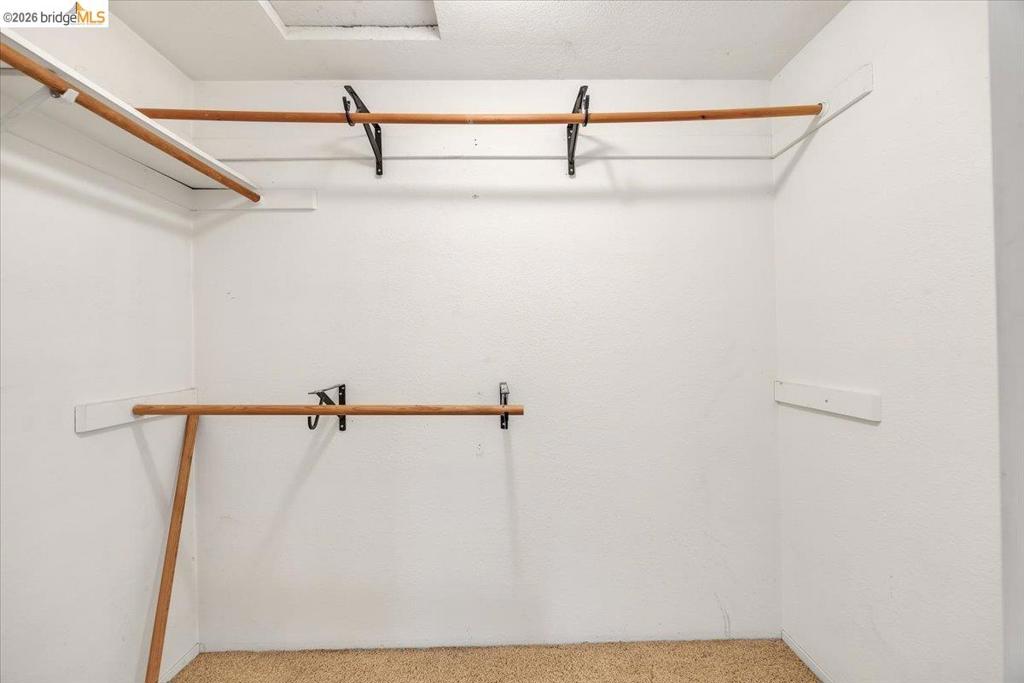 22100 Thunderbolt Dr. Property Photo 32