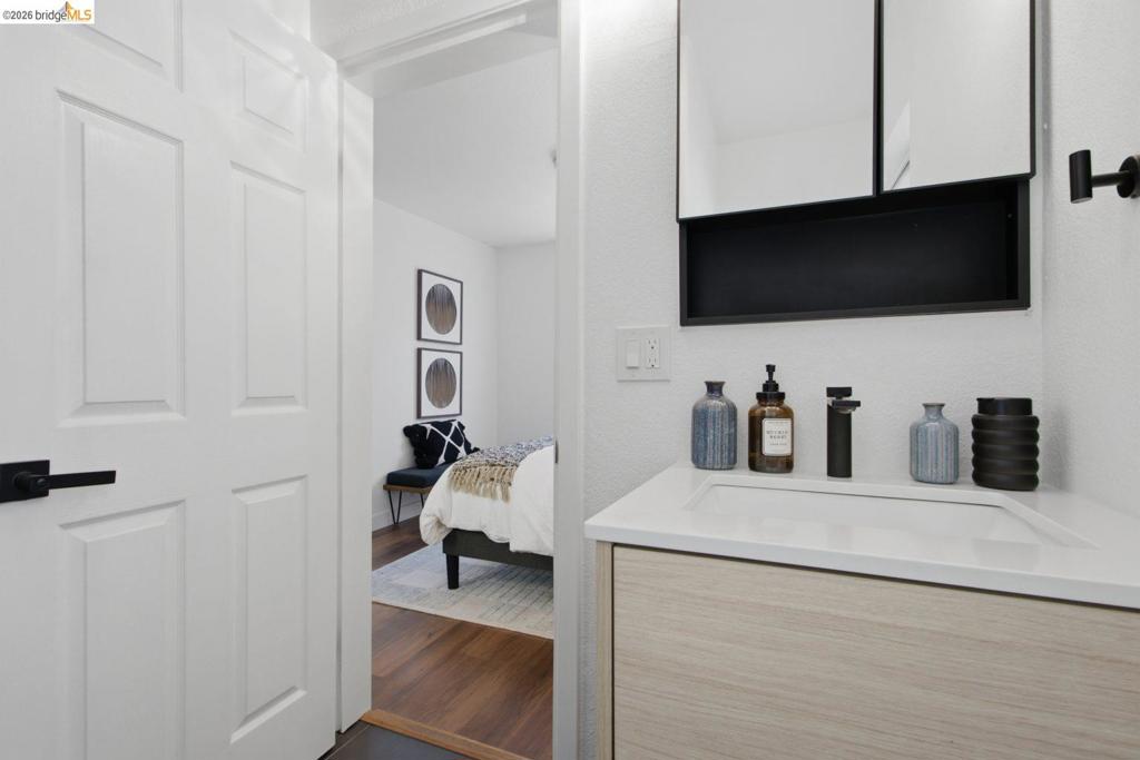 2081 Bonar St Property Photo 20