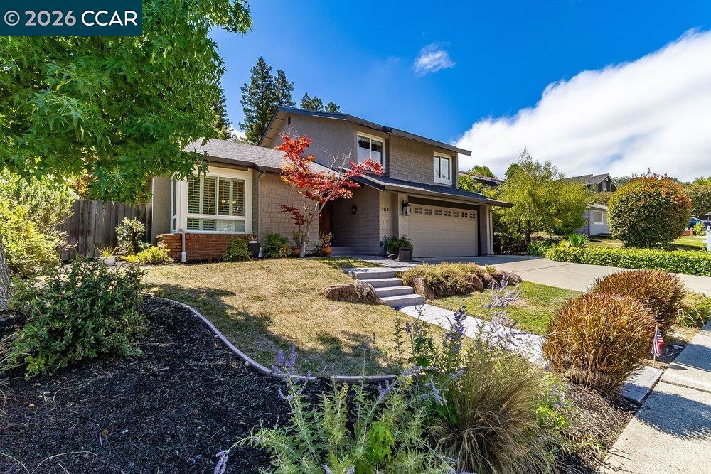 5633 Mount Hood Ct Property Photo 2