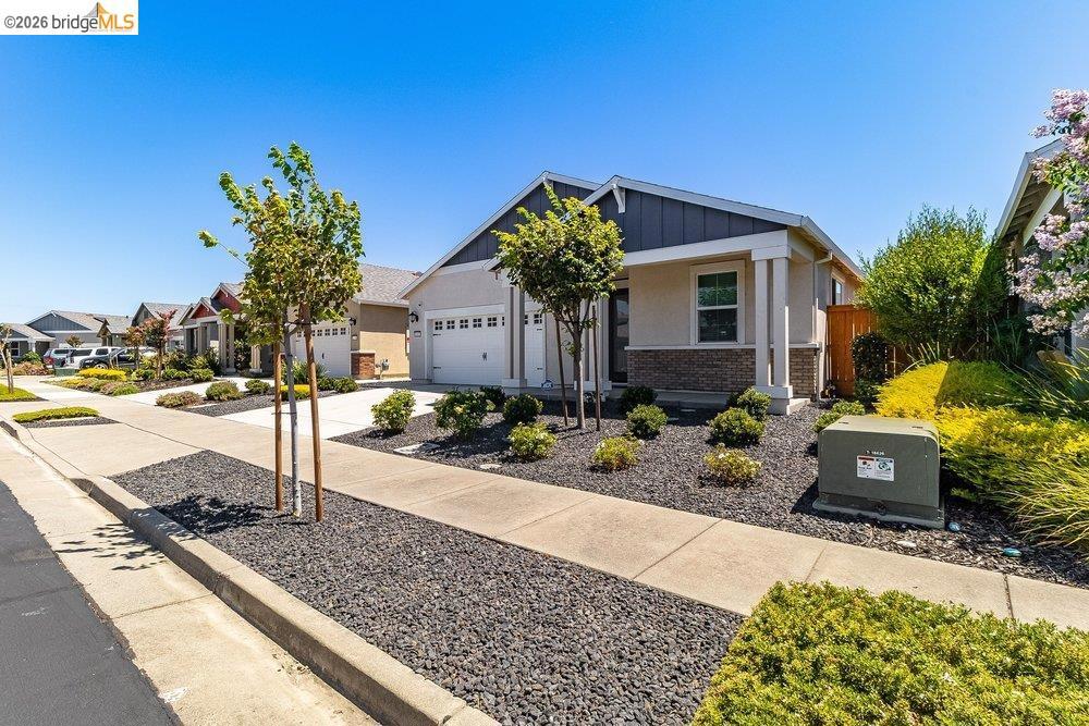 4347 Canada Way Property Photo 2