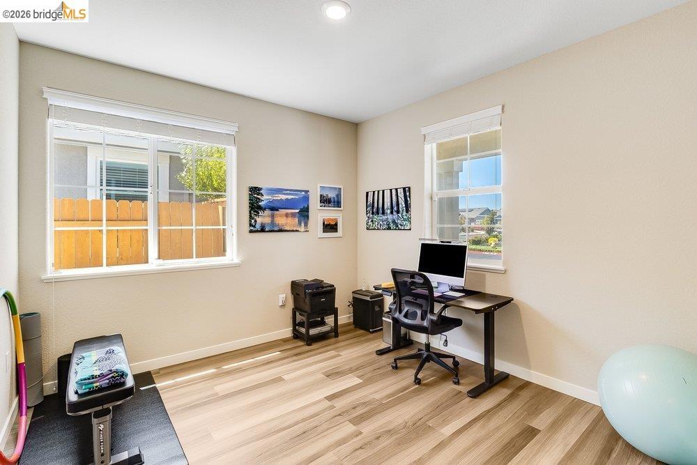 4347 Canada Way Property Photo 7