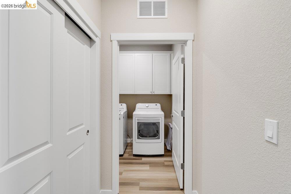 4347 Canada Way Property Photo 9