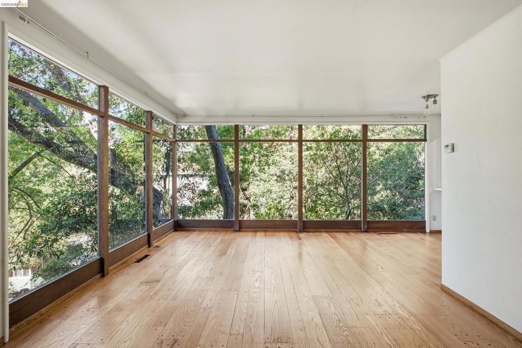 1730 Highland Pl 1 Property Photo 6