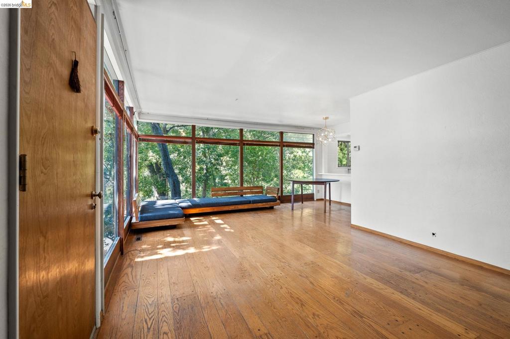 1730 Highland Pl 1 Property Photo 7