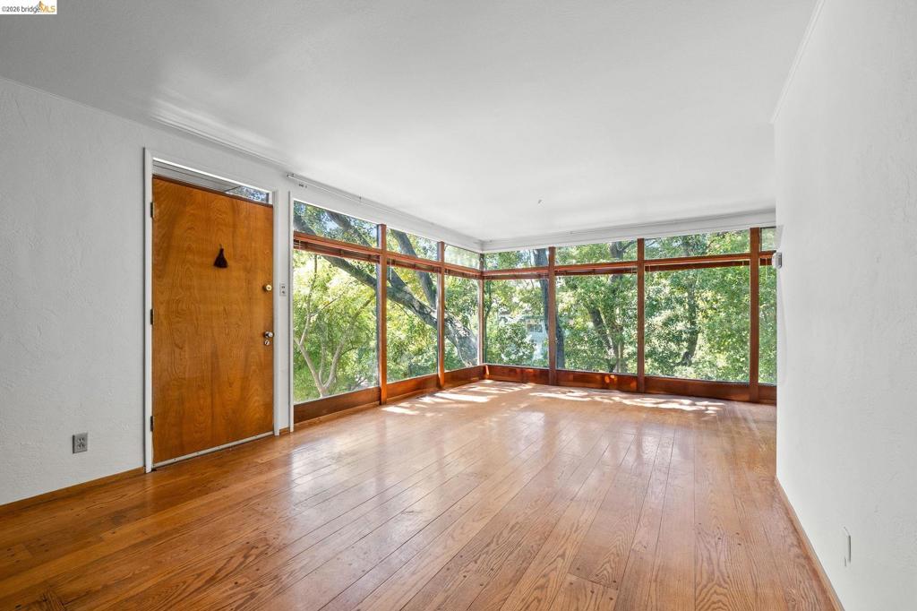 1730 Highland Pl 1 Property Photo 11