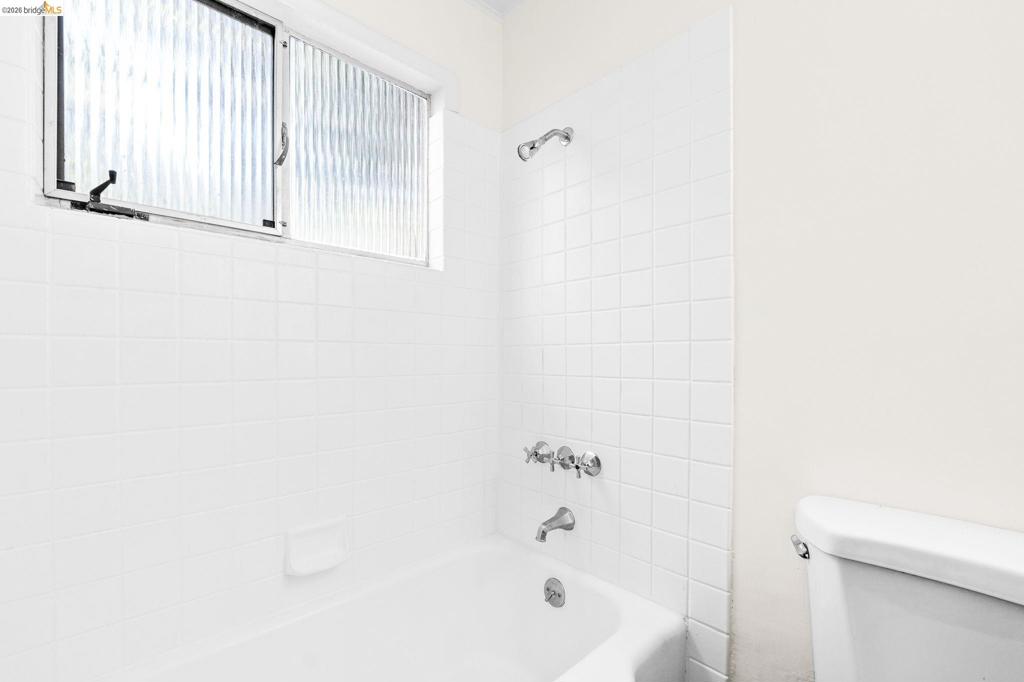 1730 Highland Pl 1 Property Photo 21