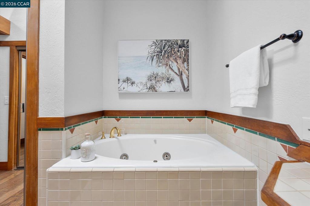 17460 Vineyard Rd Property Photo 61