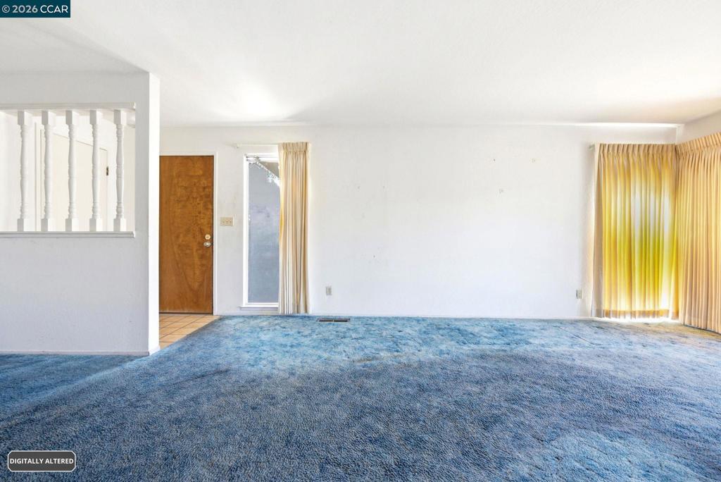30 Massolo Dr B Property Photo 6