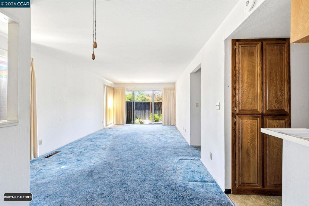 30 Massolo Dr B Property Photo 11