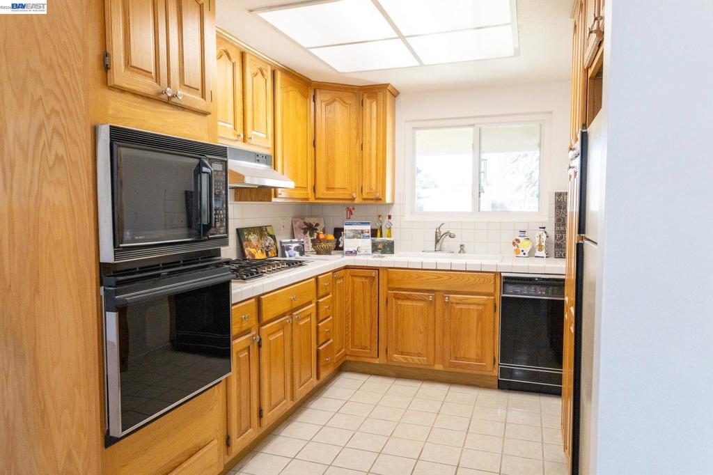 1603 Morgan St Property Photo 11