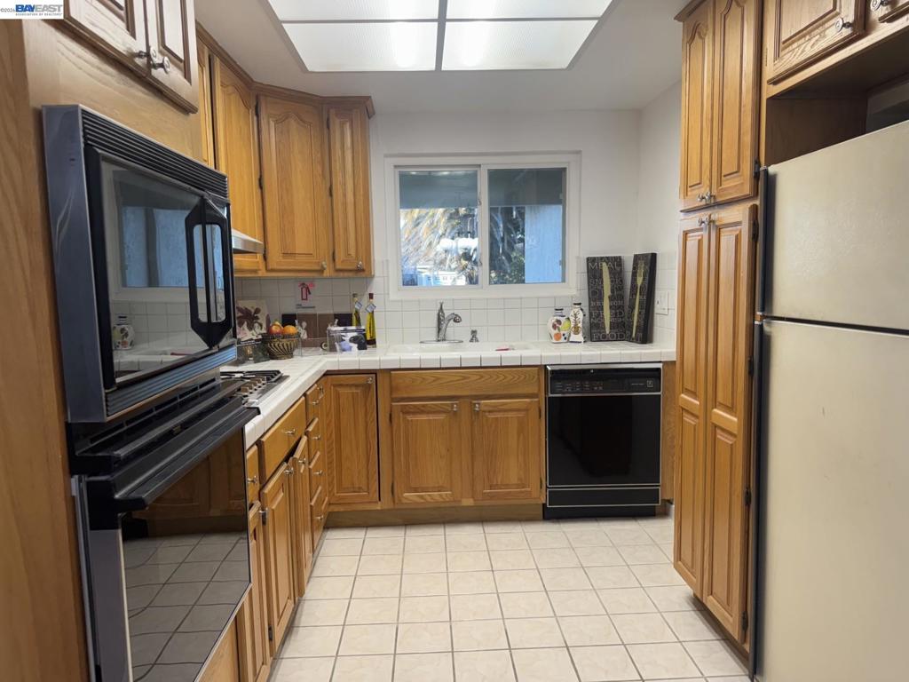 1603 Morgan St Property Photo 13