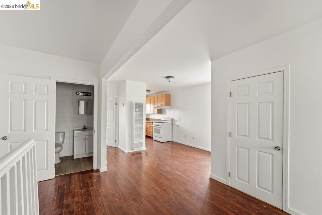 402 Bissell Property Photo 1