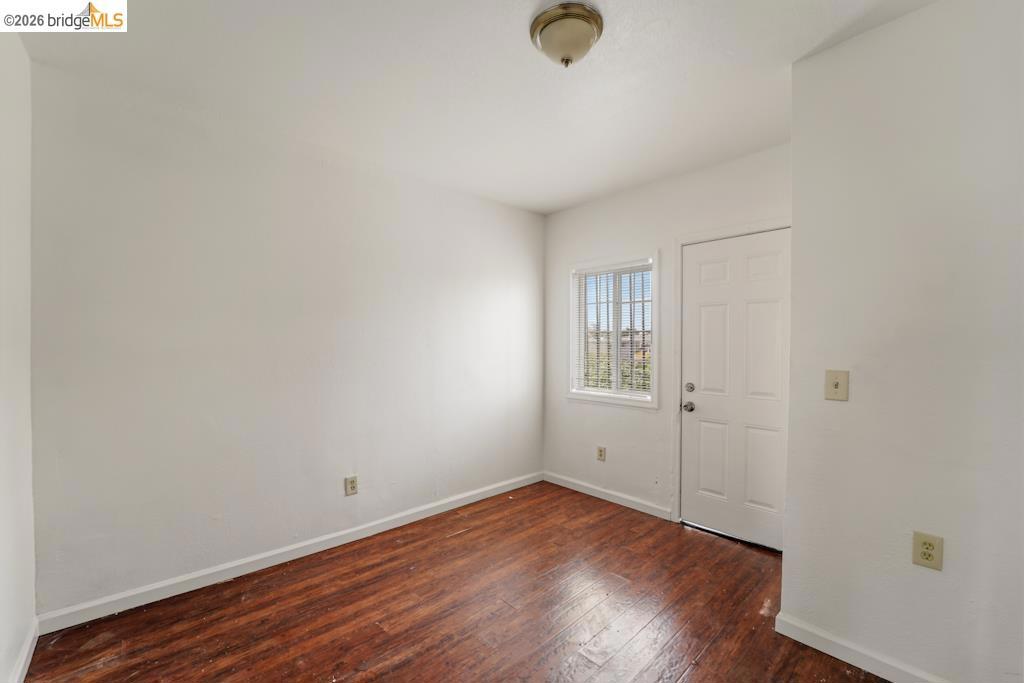 402 Bissell Property Photo 18