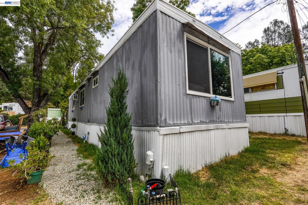 17776 Red Bud Lane Property Photo 30