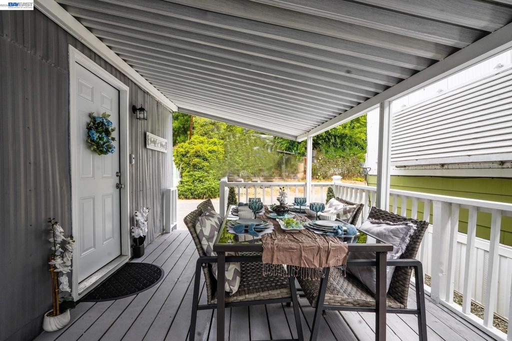 17776 Red Bud Lane Property Photo 31