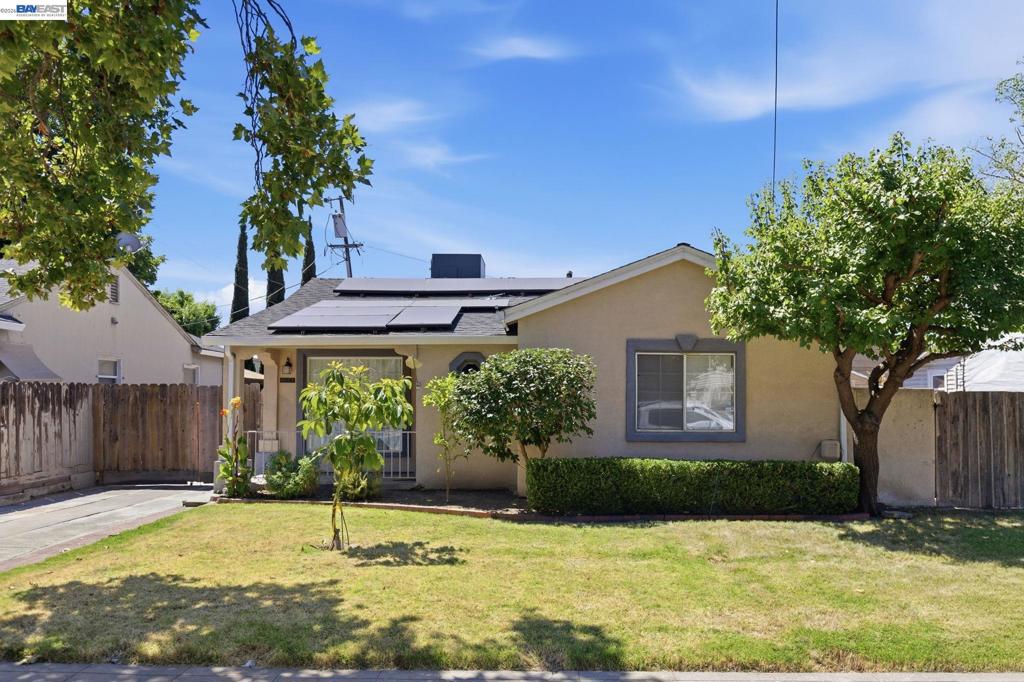 1330 W Park St Property Photo 1