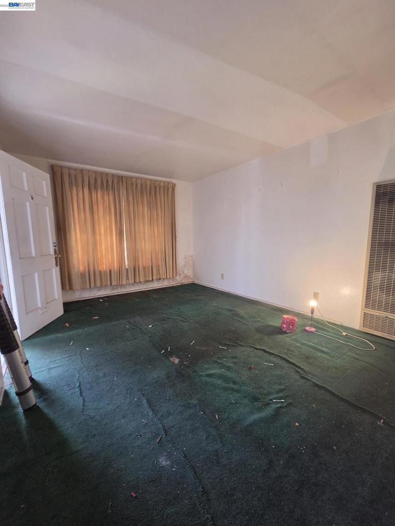 9601 D St Property Photo 9