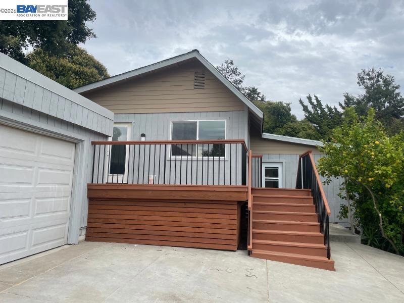 114 Baxter St Property Photo 1