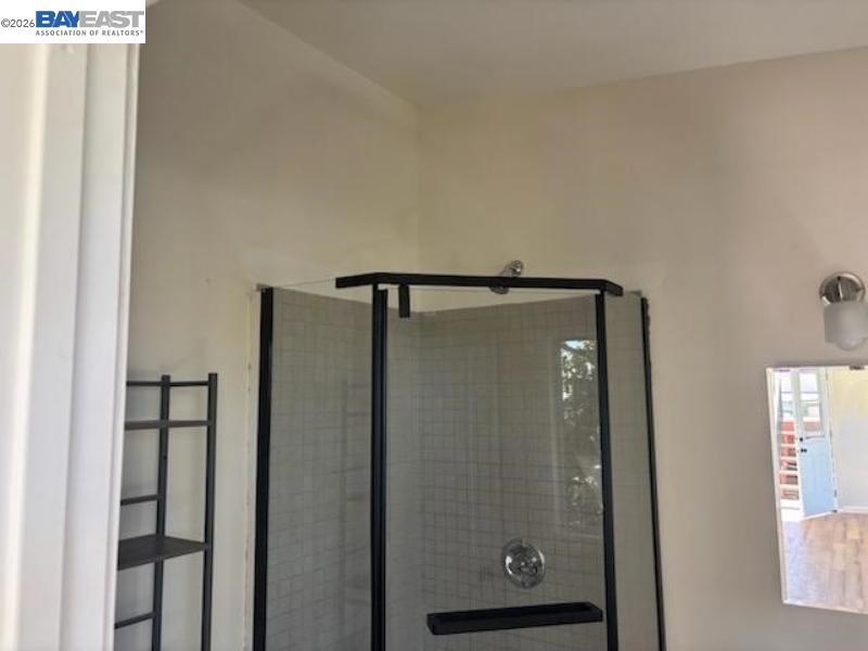 114 Baxter St Property Photo 16