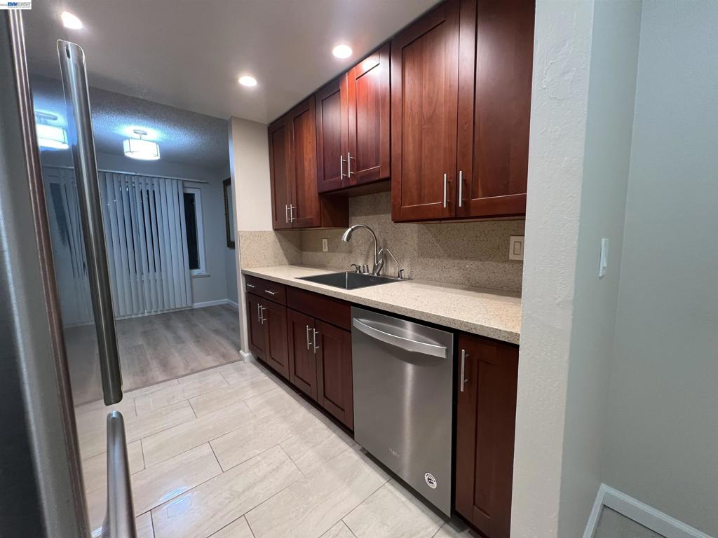 4176 San Pablo Dam Rd B Property Photo 2
