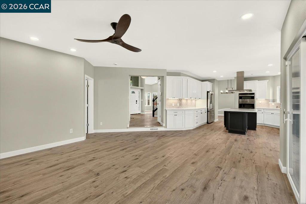 4880 Discovery Pt Property Photo 37