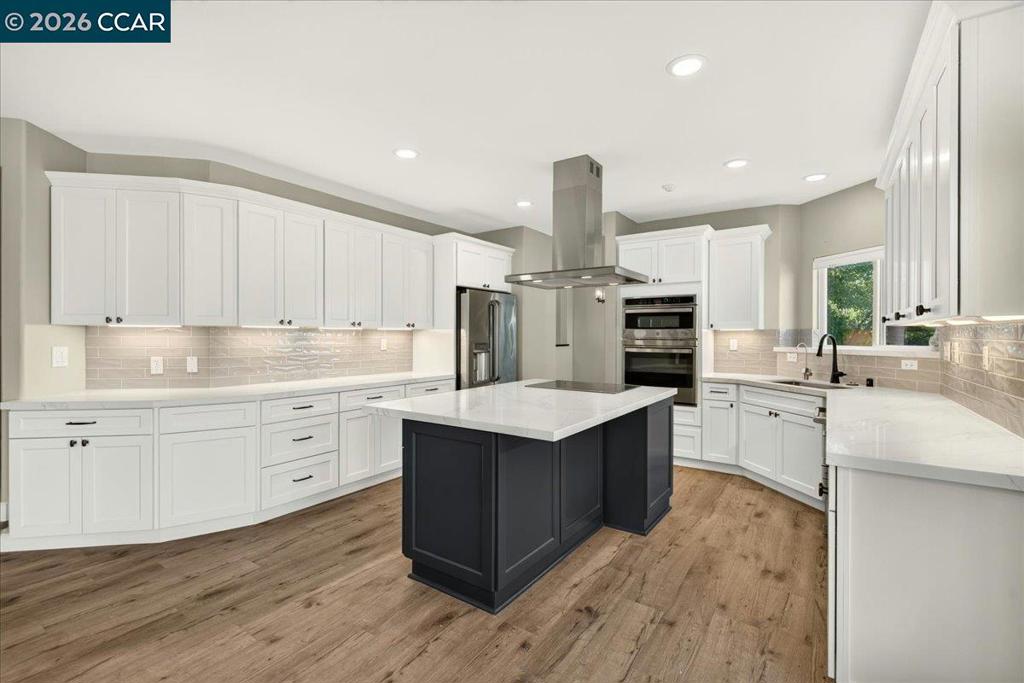 4880 Discovery Pt Property Photo 40