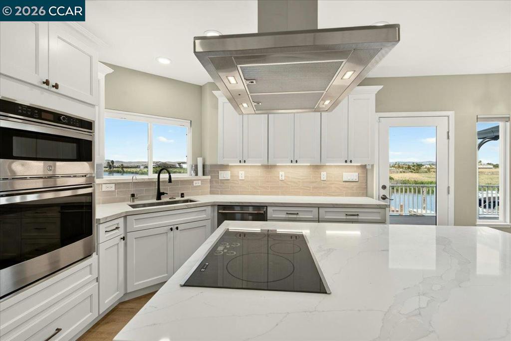 4880 Discovery Pt Property Photo 45