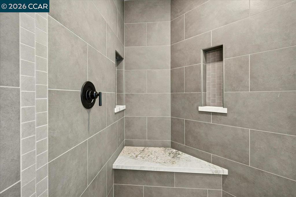4880 Discovery Pt Property Photo 63