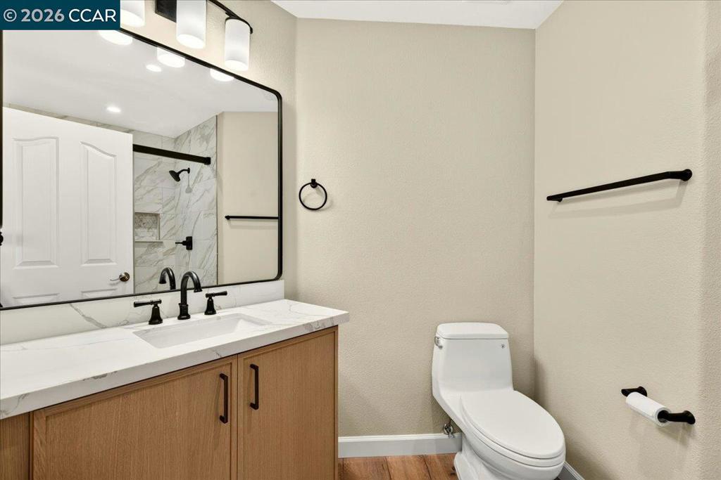 4880 Discovery Pt Property Photo 64