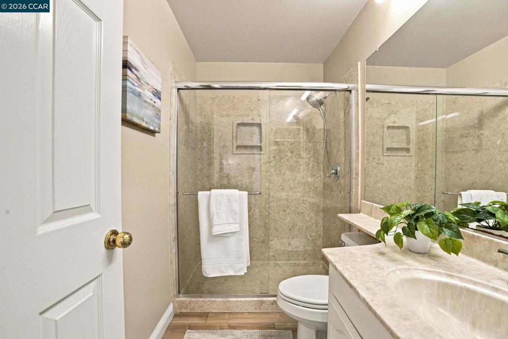 636 Julpun Loop Property Photo 33