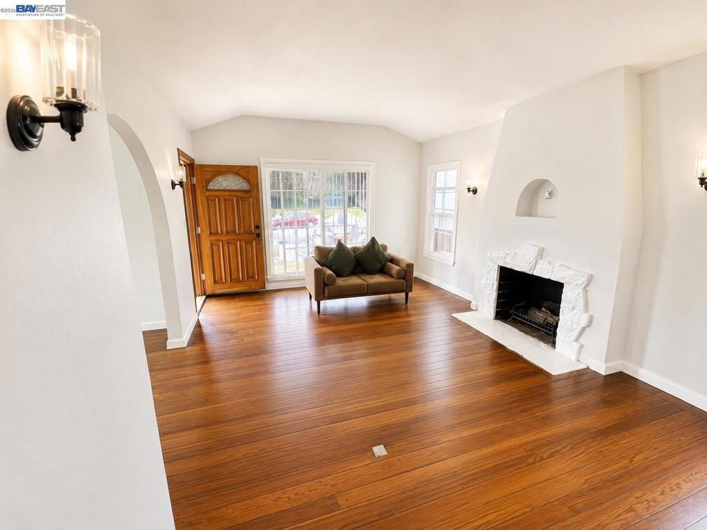 2830 69th Property Photo 3