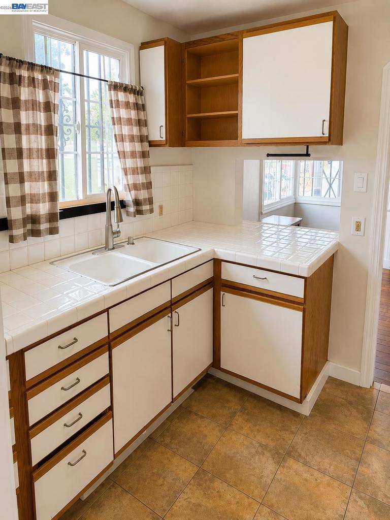 2830 69th Property Photo 6