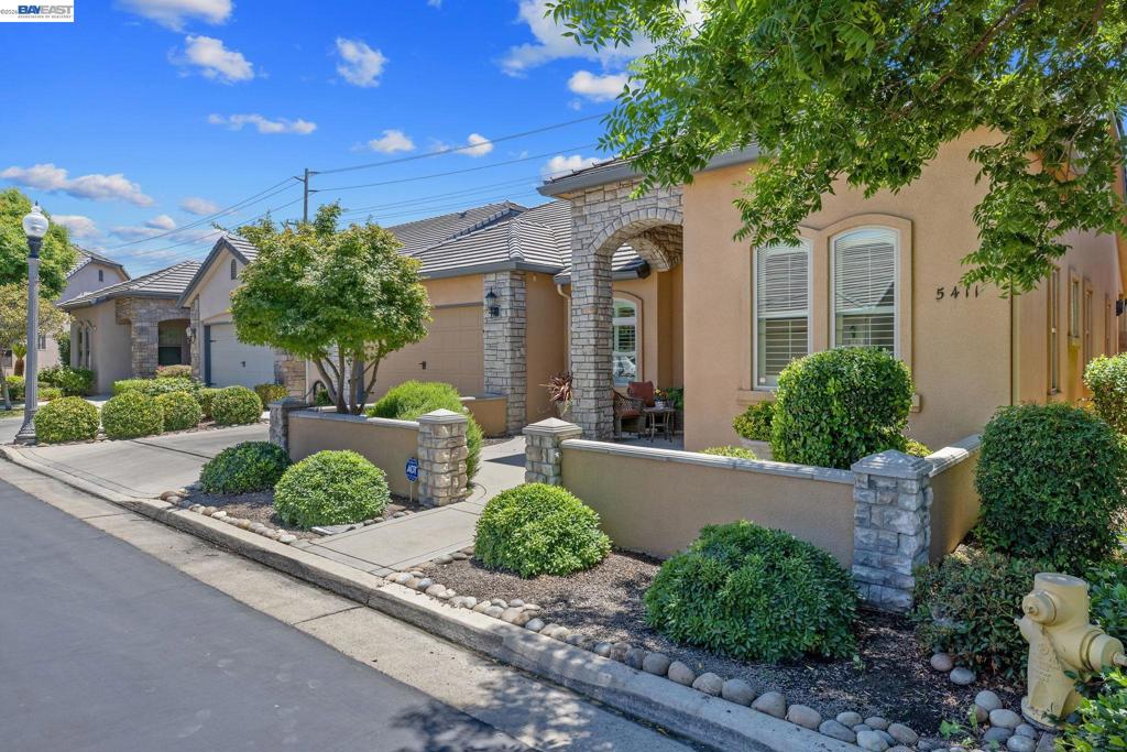 41142784 Property Photo 4