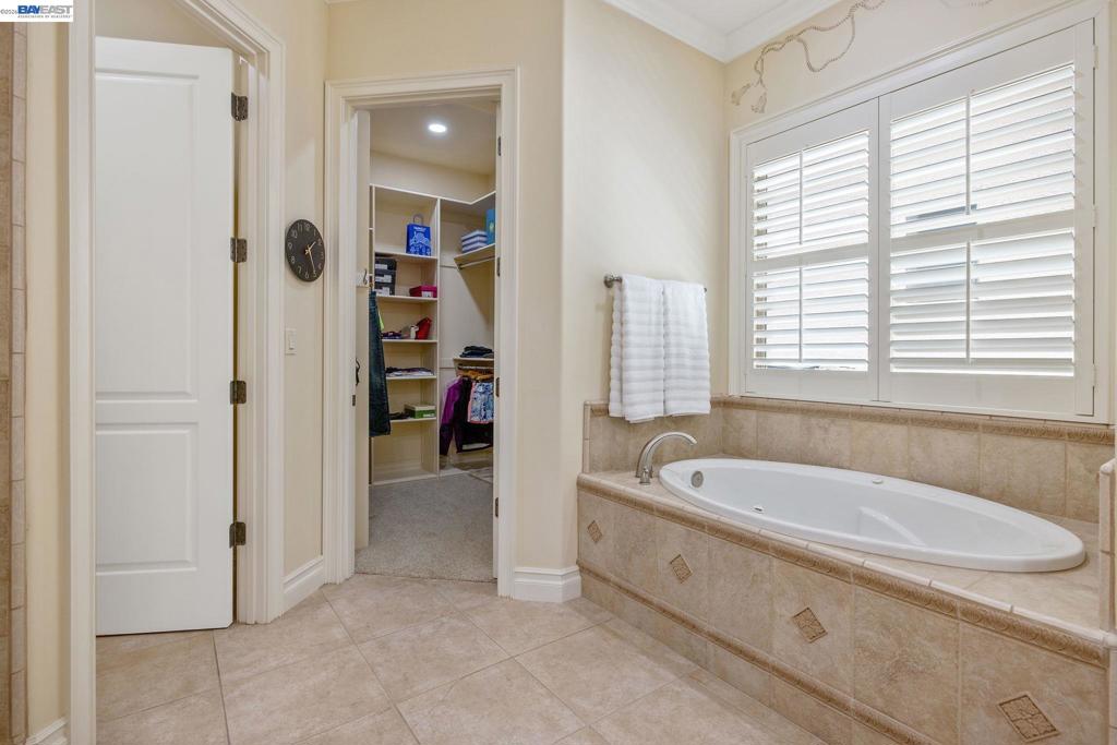 41142784 Property Photo 35