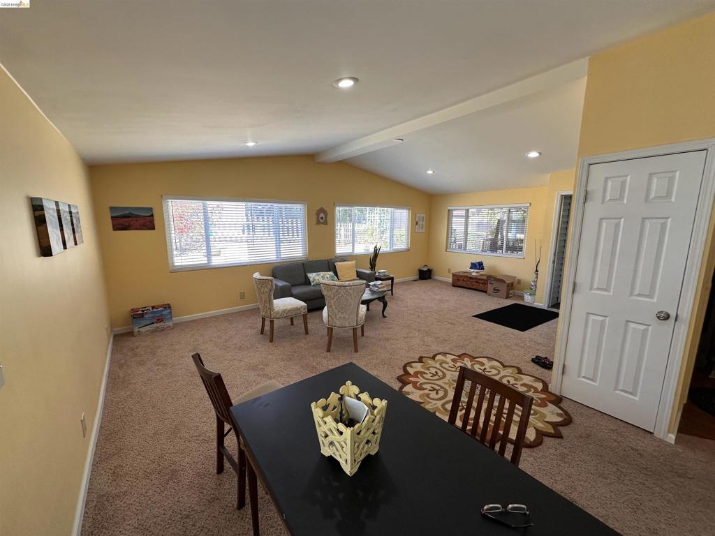 132 Phyllis Court Property Photo 13