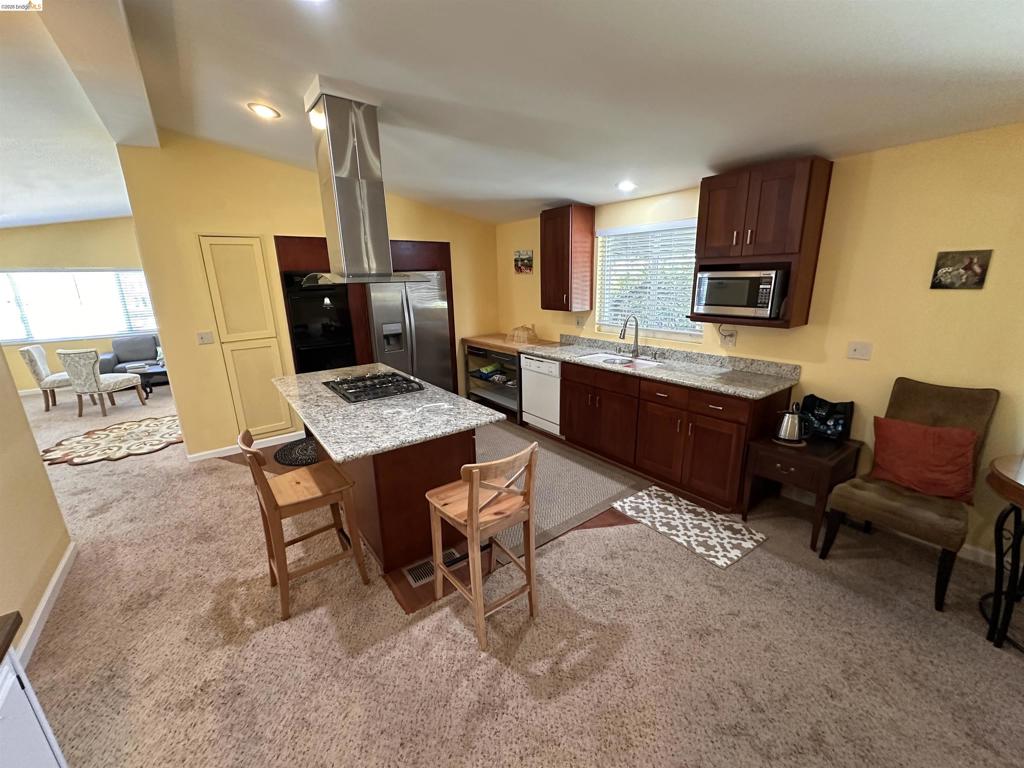 132 Phyllis Court Property Photo 18