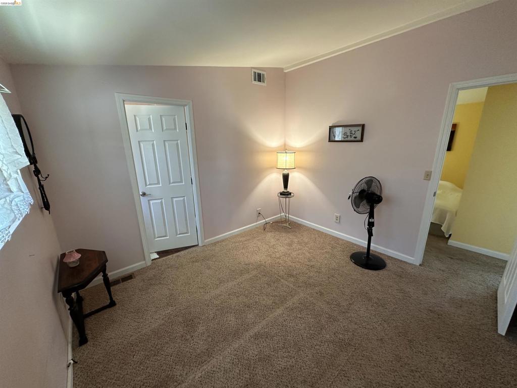 132 Phyllis Court Property Photo 26