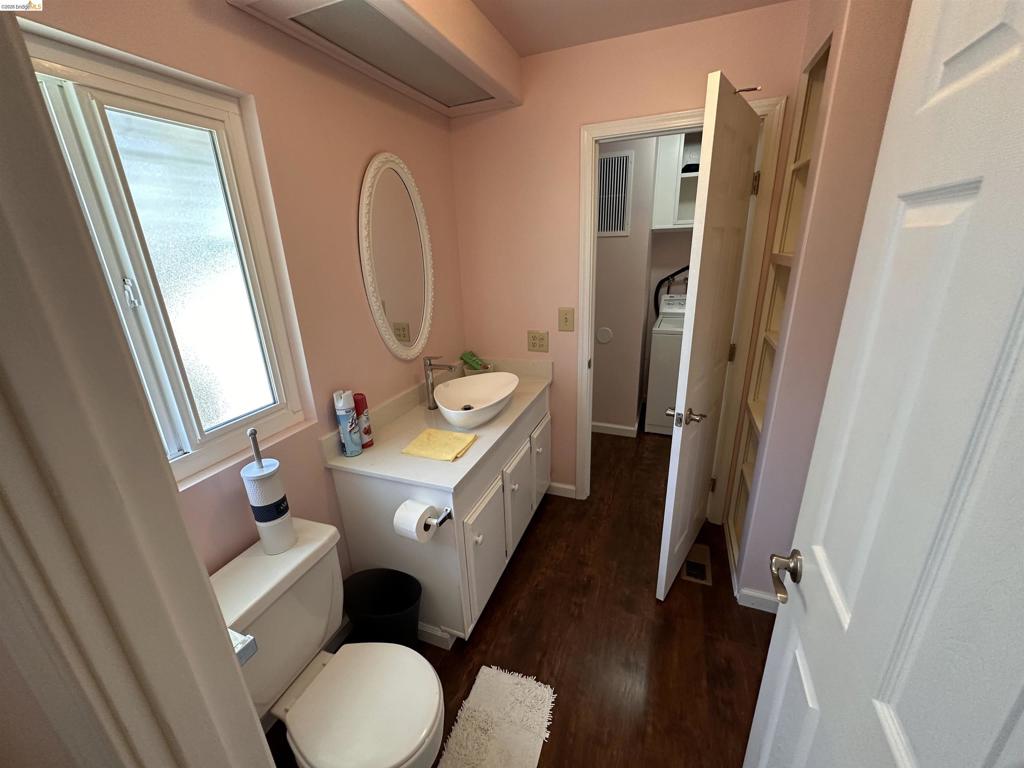 132 Phyllis Court Property Photo 27