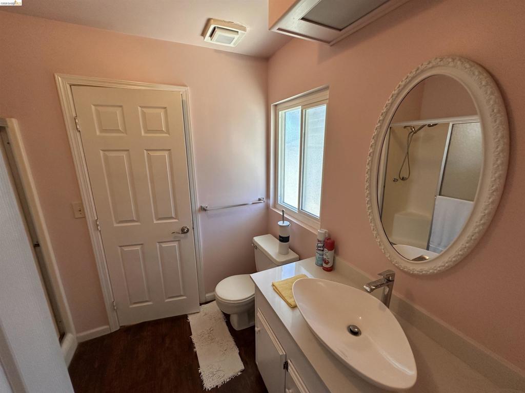 132 Phyllis Court Property Photo 29